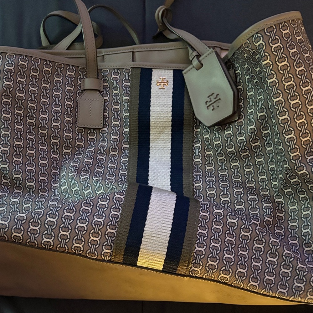 Tory Burch Tan and Navy Duffel Bag - Picture 1 of 2